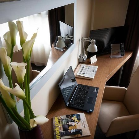Hc3 Hotel Bolonia Zewnętrze zdjęcie