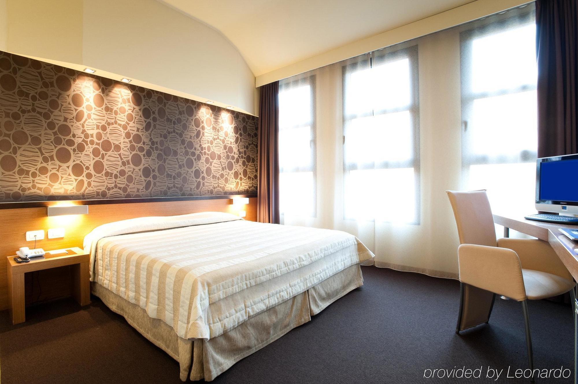 Hc3 Hotel Bolonia Pokój zdjęcie